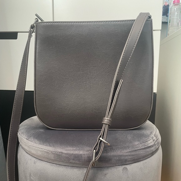 Matt & Nat purse - Picture 2 of 5